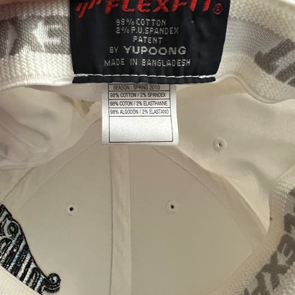 White Hurley hat - like new ! - Picture 4 of 5